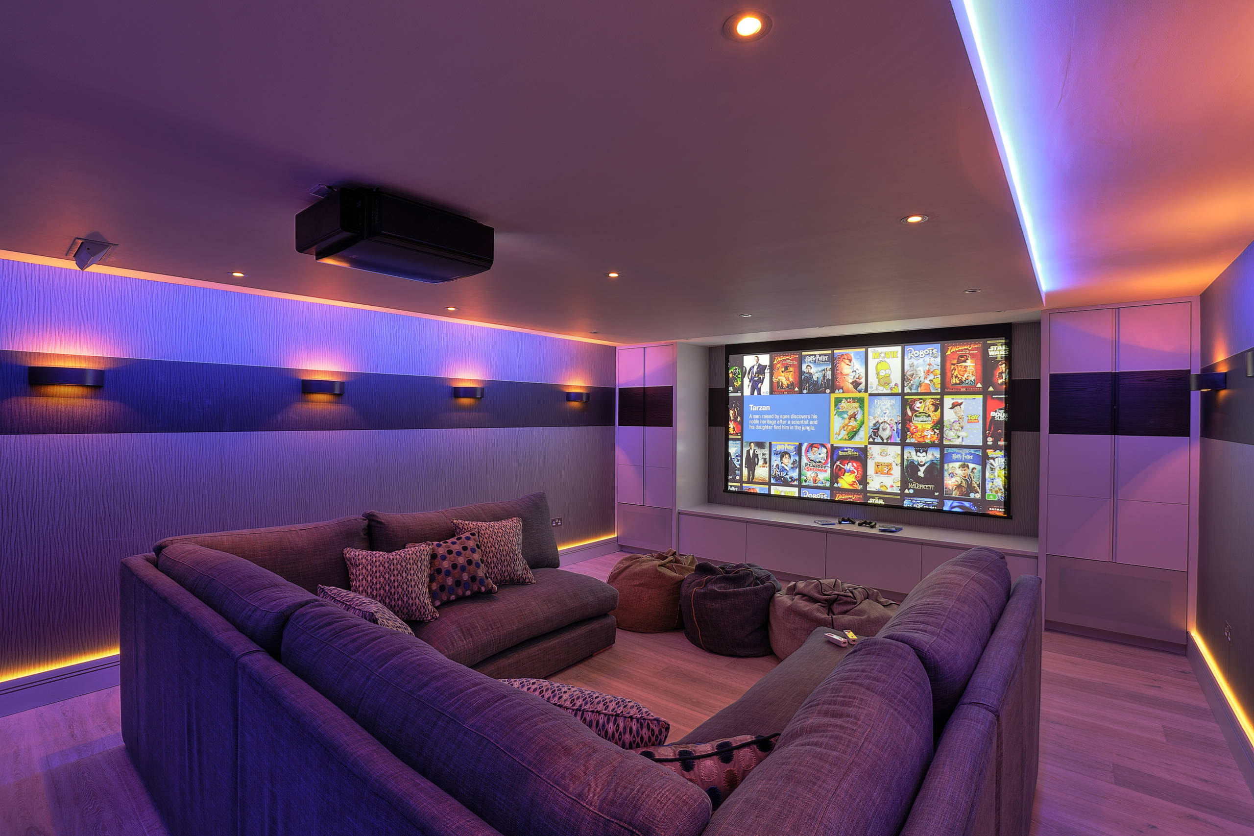 Experiencia de cine en casa con PelisPlus HD